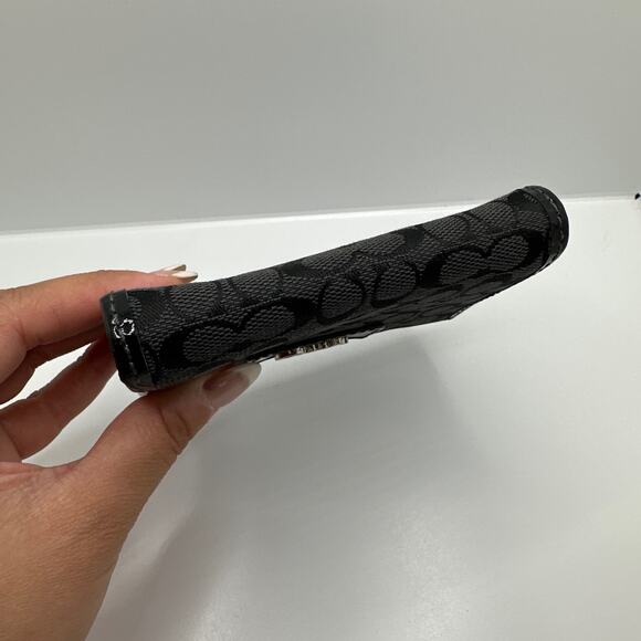 COACH y2k Black Signature Canvas Small CardHolder Wallet - Picture 4 of 7